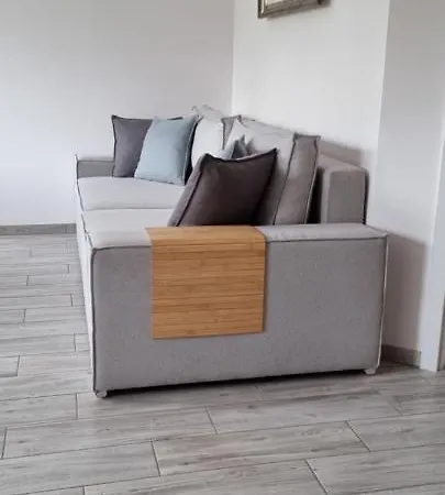 Przytulnie W Samym Centrum Warszawy 华沙