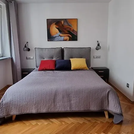 Przytulnie W Samym Centrum Warszawy