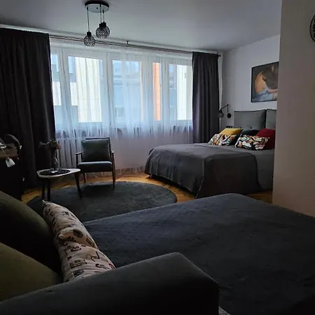 Przytulnie W Samym Centrum Warszawy * Varšava